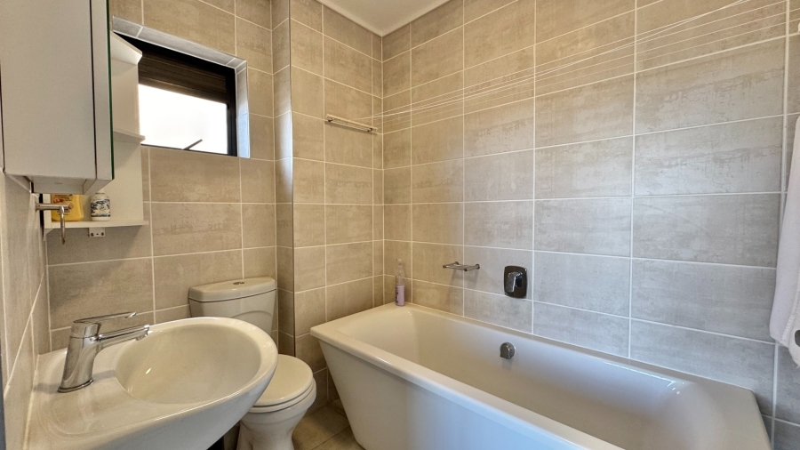2 Bedroom Property for Sale in Greenbay Eco Estate Western Cape